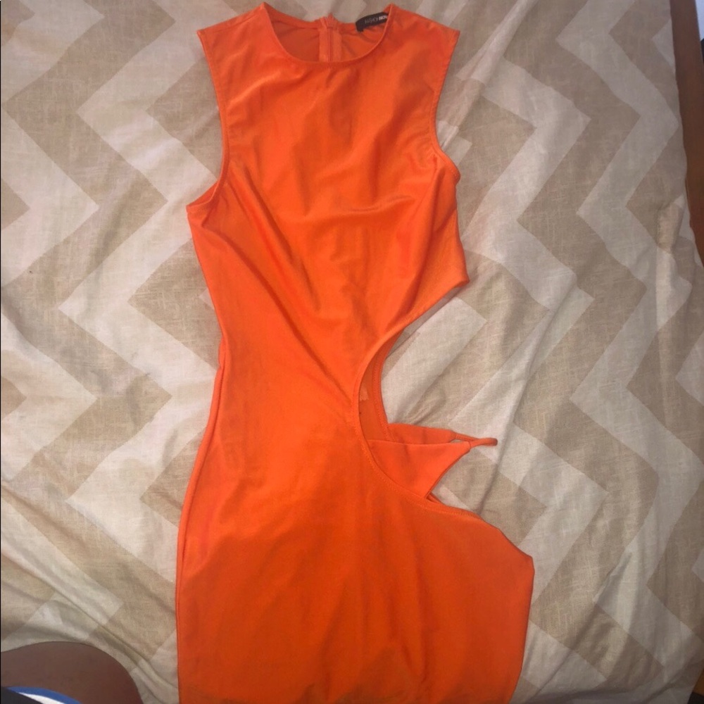 Dress - Picture 2 of 3